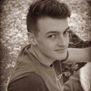 Meet your Posher, Logan